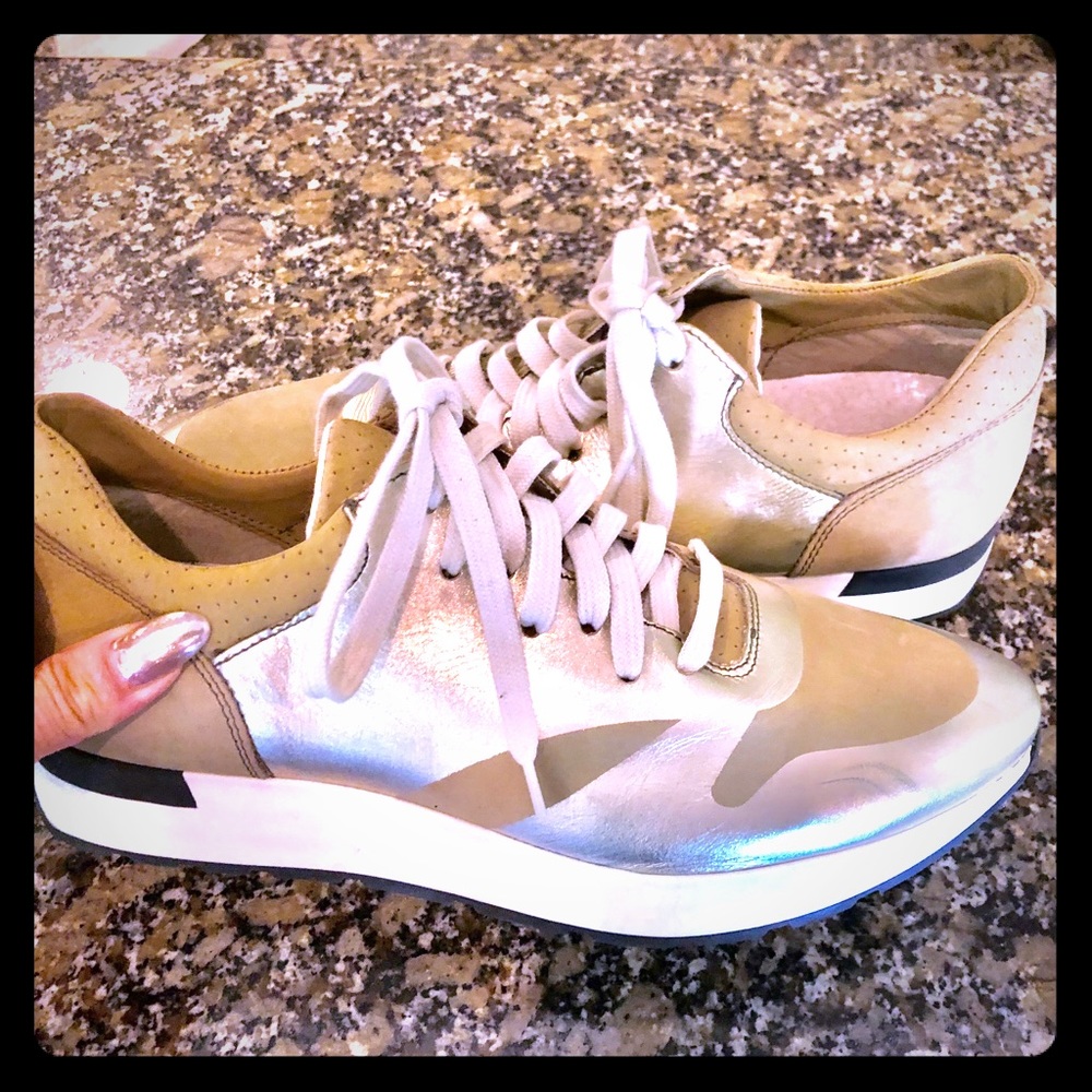 Free people sneakers Green metallic and suede!